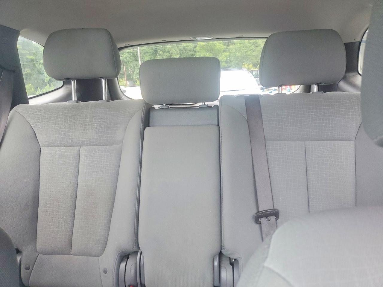 2011 Hyundai Santa Fe Gls White vin: 5XYZG3AB5BG036705