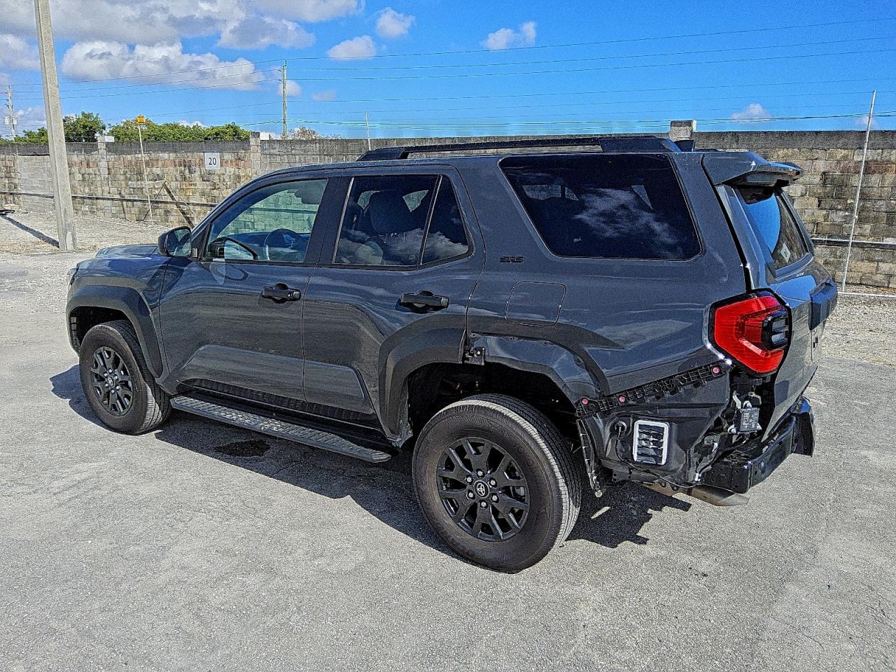 2025 Toyota 4runner Sr5 Угольный vin: JTEVA5BR8S5037990