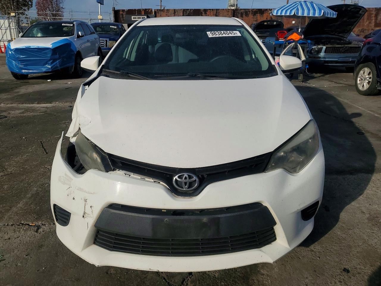 2015 Toyota Corolla L White vin: 5YFBURHE4FP355964