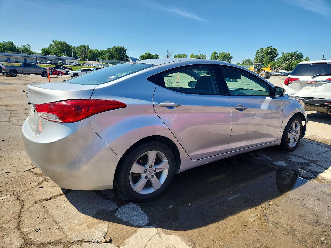 2013 Hyundai Elantra Gls Silver vin: KMHDH4AE3DU575036