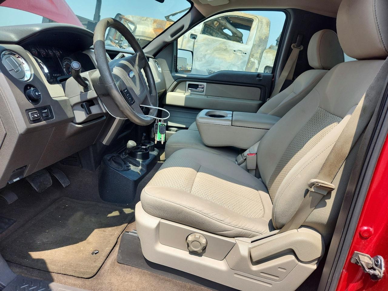 2009 Ford F150 Red vin: 1FTRF14W89KC07232