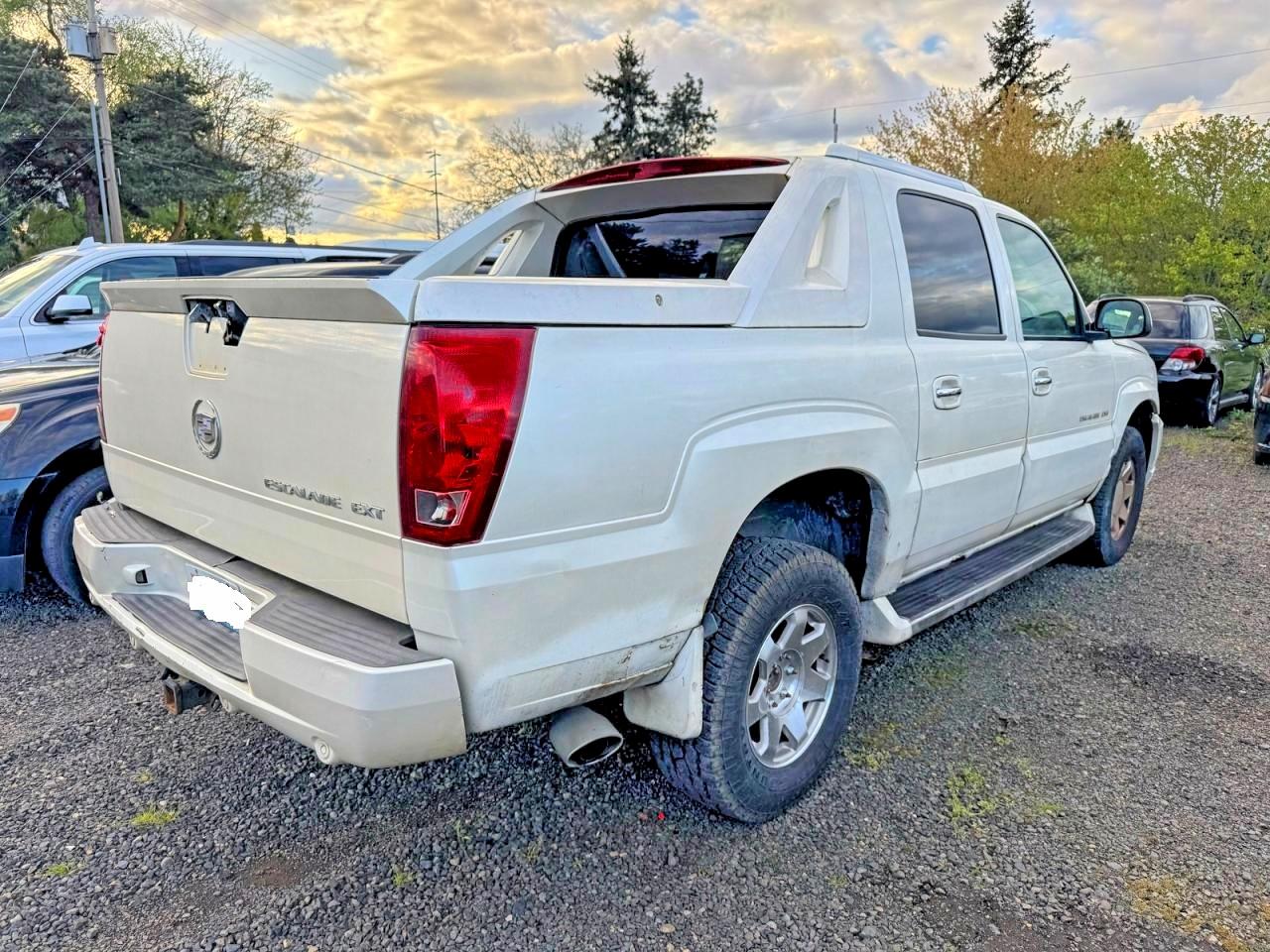 2002 Cadillac Escalade Ext White vin: 3GYEK63N72G331211