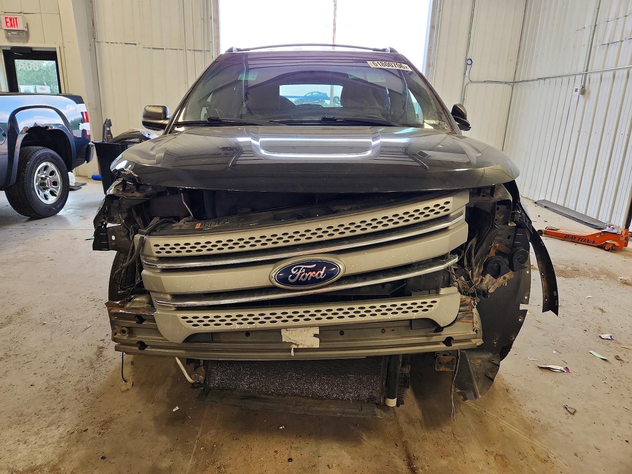 2015 Ford Explorer Черный vin: 1FM5K8B87FGA71693