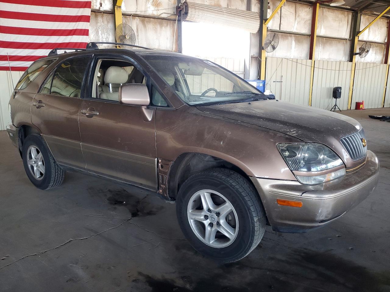 1999 Lexus Rx 300 Gold vin: JT6GF10U1X0039316