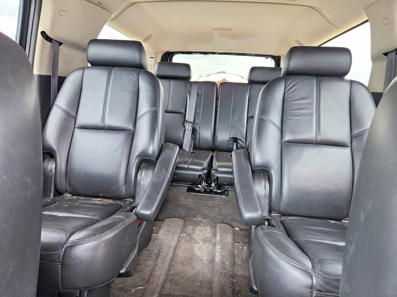 2008 Chevrolet Suburban K1500 Ls Blue vin: 3GNFK16328G157796