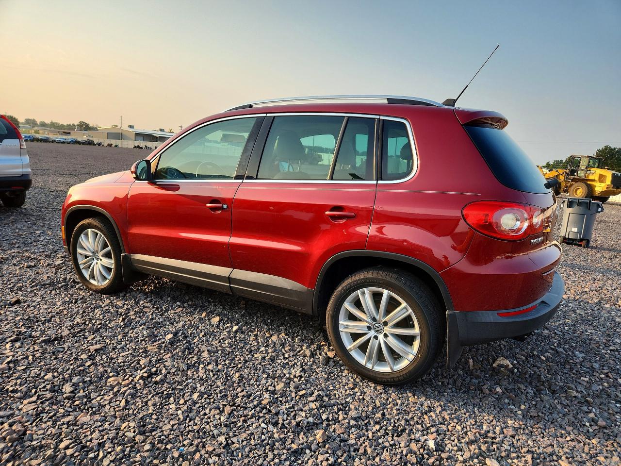 2011 Volkswagen Tiguan S Red vin: WVGBV7AX2BW001063