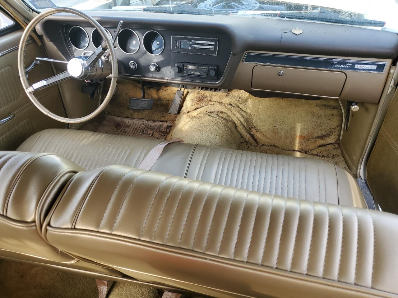 1966 Pontiac Tempest Beige vin: 235176G116816
