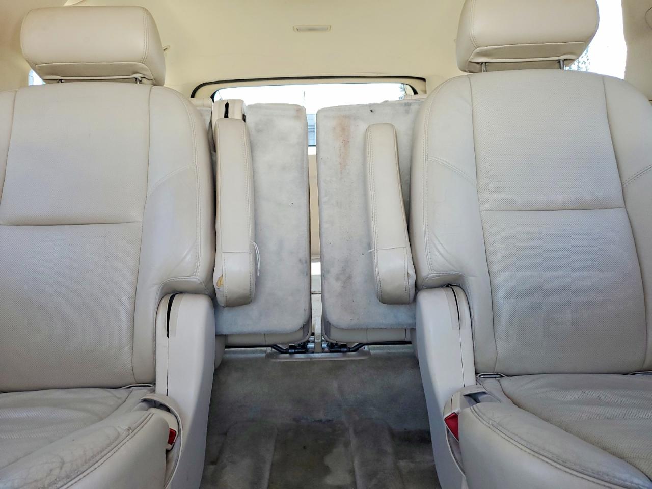 2008 Cadillac Escalade Esv White vin: 1GYFK66878R271742