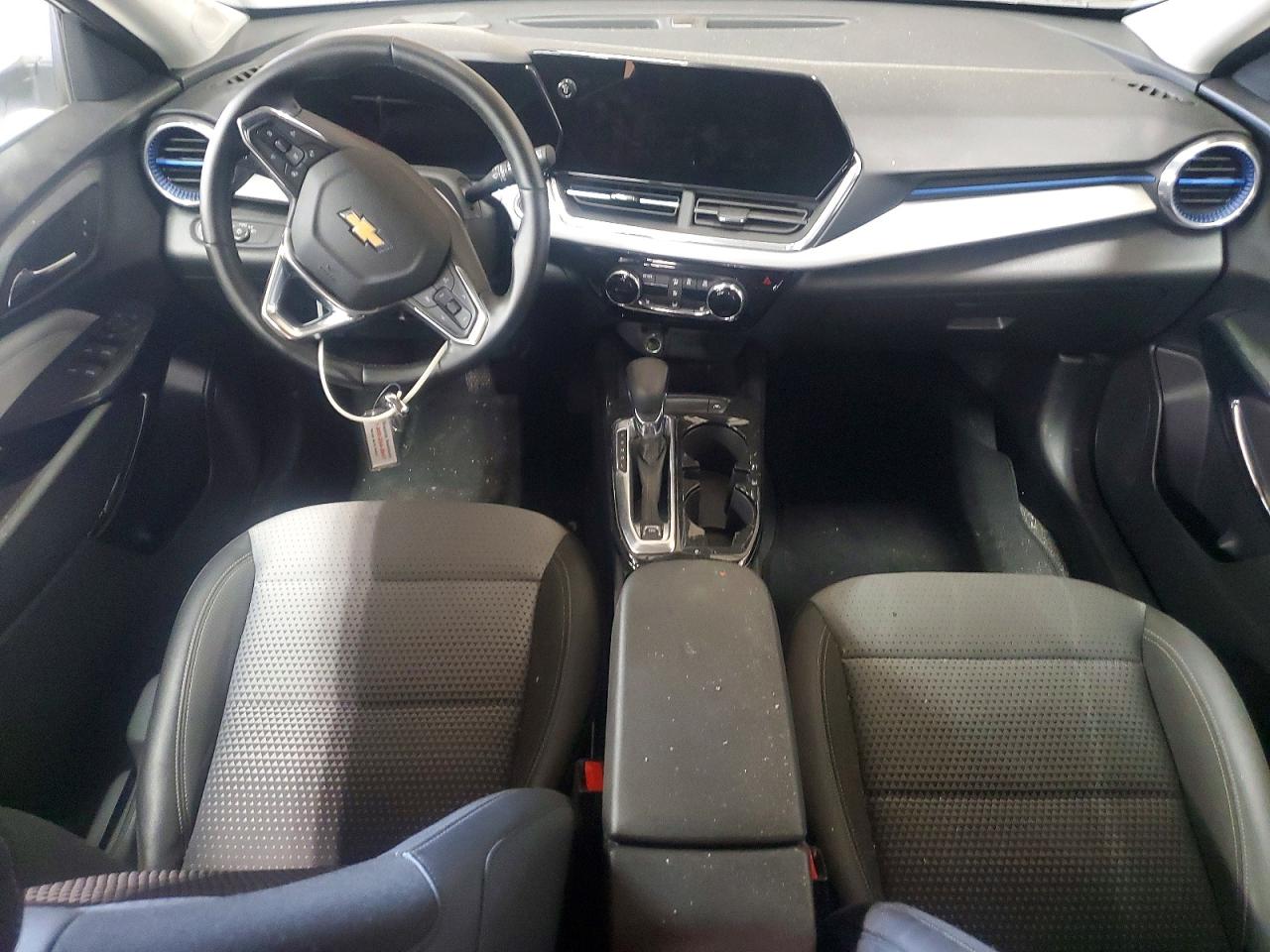 2025 Chevrolet Trax 1lt White vin: KL77LHEP2SC235265
