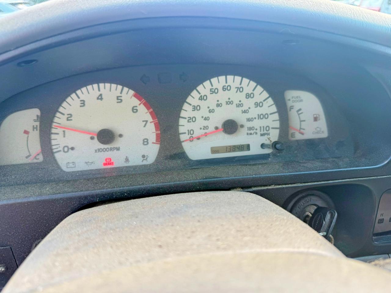 2001 Toyota Tacoma Deluxe Серый vin: 5TEPM62N812782466