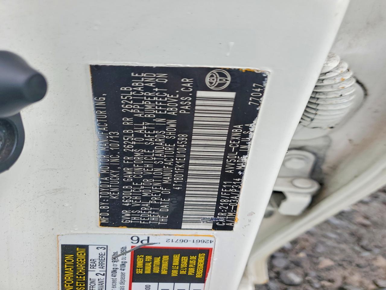 2014 Toyota Camry Hybrid Le Белый vin: 4T1BD1FK1EU104598