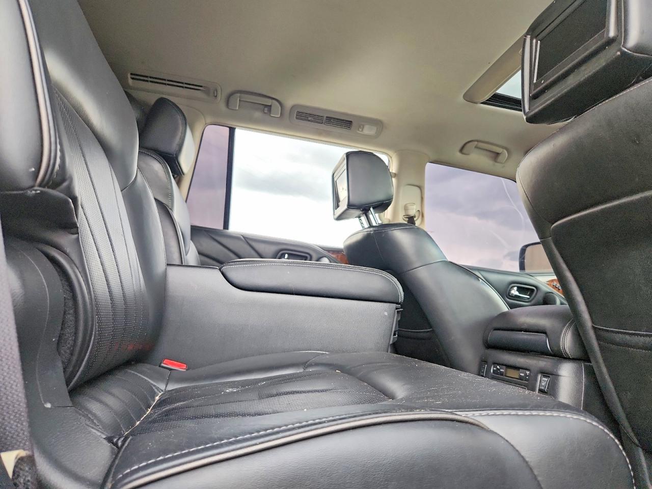 2015 Infiniti Qx80 Base White vin: JN8AZ2NE5F9085453