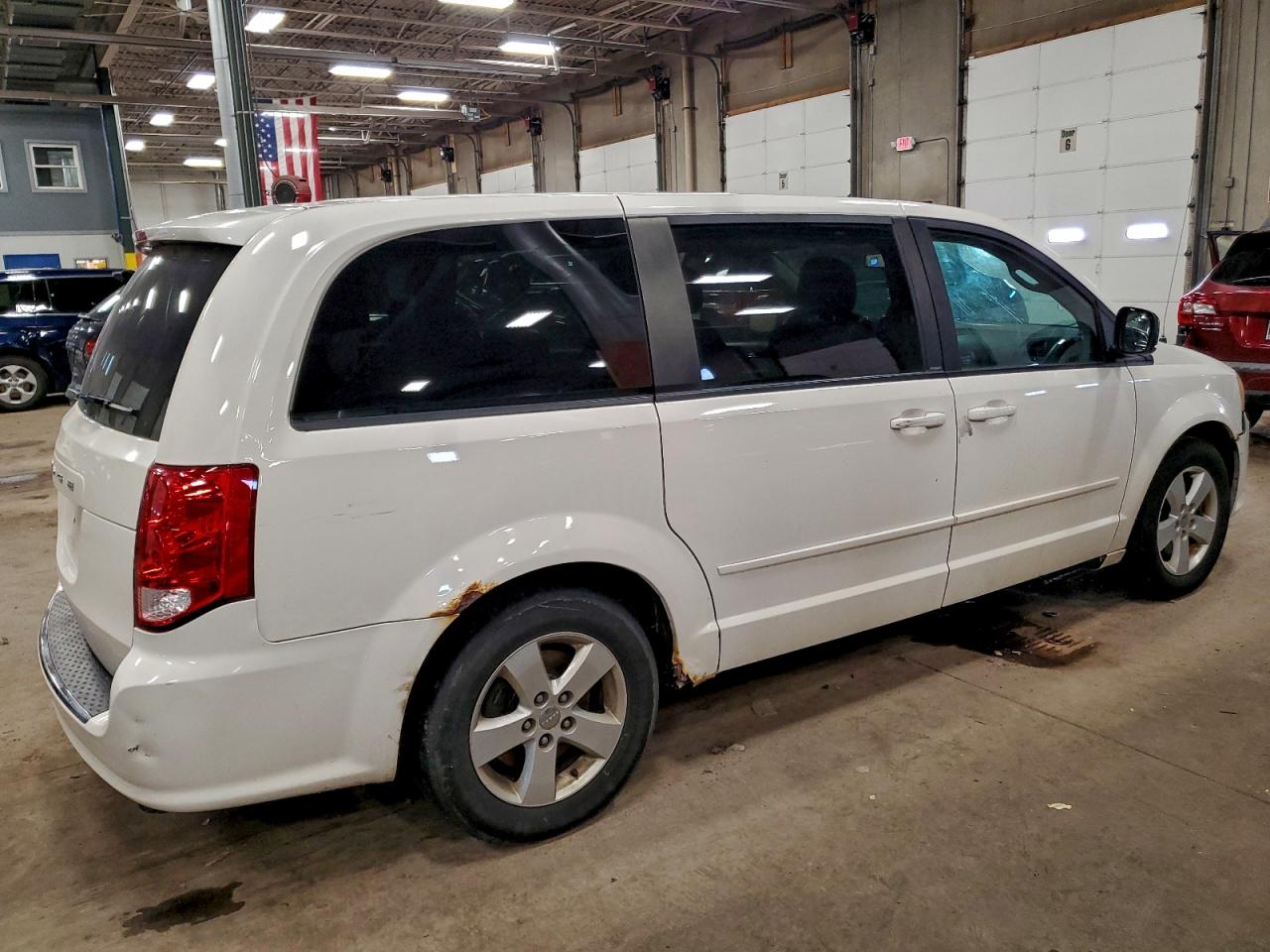 2013 Dodge Grand Caravan Se Белый vin: 2C4RDGBG4DR568195