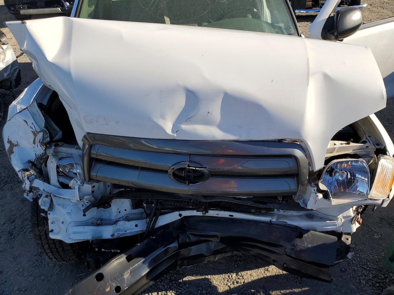 2006 Toyota Tundra Base Белый vin: 5TBJU32136S472837