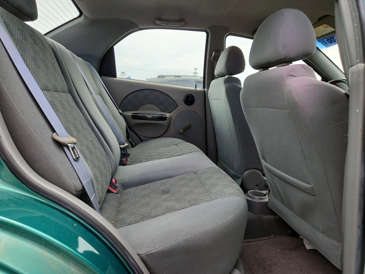 2004 Chevrolet Aveo Green vin: KL1TD52684B208662
