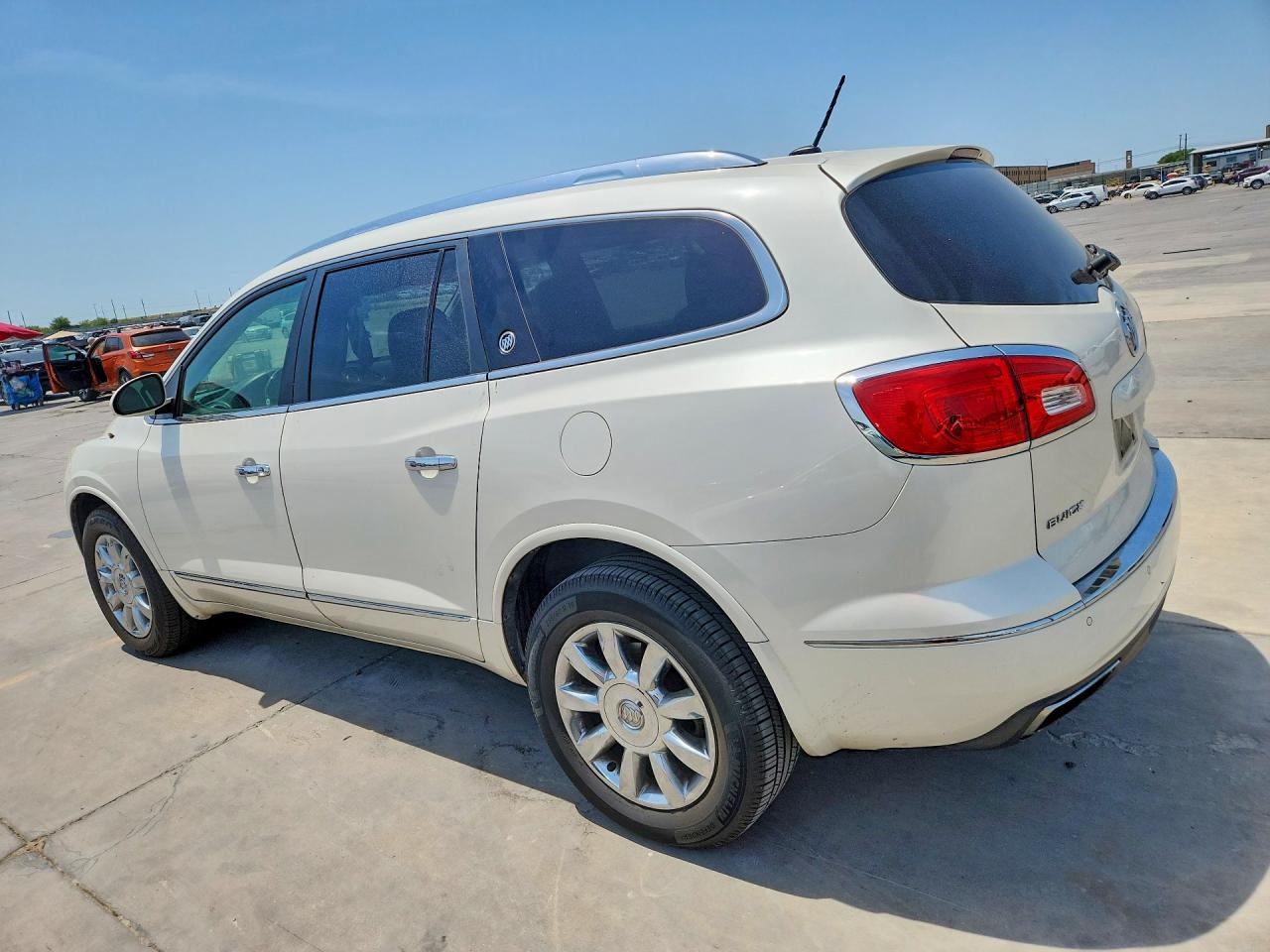 2015 Buick Enclave Белый vin: 5GAKRCKD1FJ239500