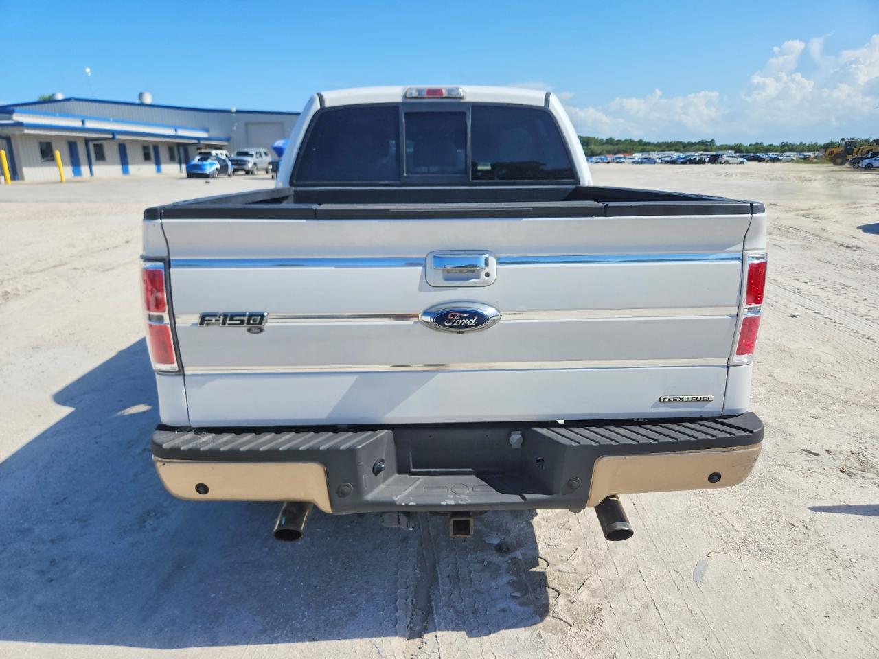 2011 Ford F150 Supercrew White vin: 1FTFW1EFXBFA55115