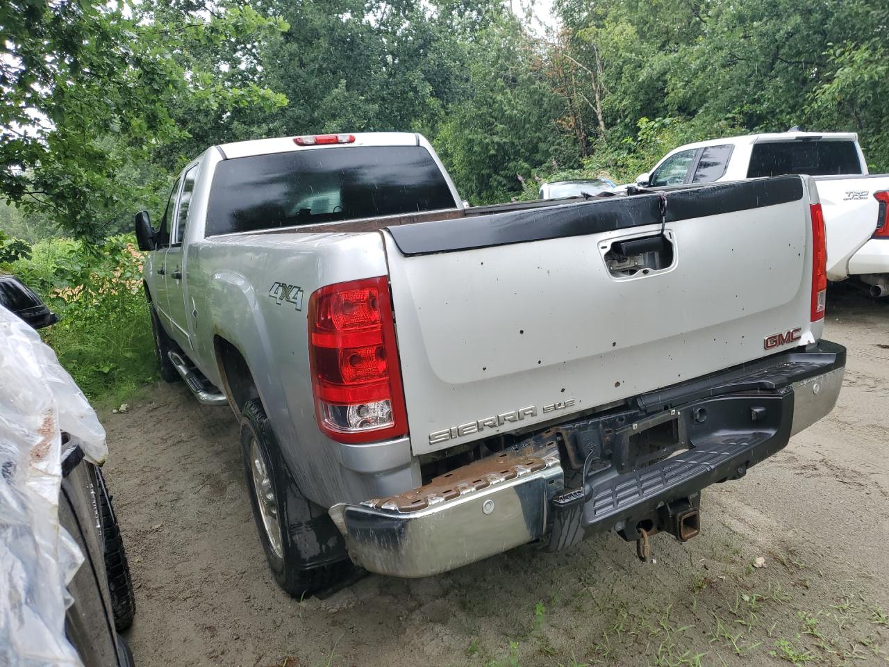 2011 Gmc Sierra K3500 Sle Gray vin: 1GT423CG3BF237183 Damage: Tailgate, Dent(S) W/ Paint Dmg, > 12 Inches