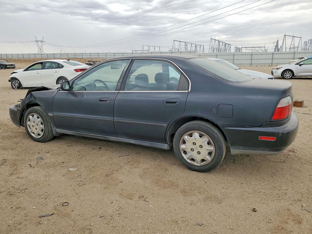 1996 Honda Accord Lx Черный vin: 1HGCD5638TA262574