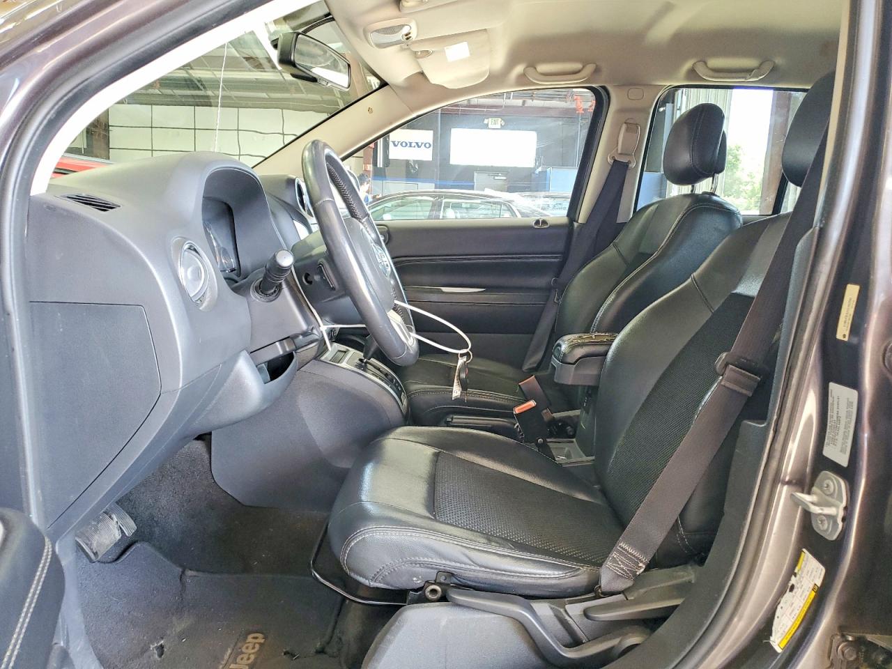 2015 Jeep Compass Latitude Серый vin: 1C4NJDEB2FD163190