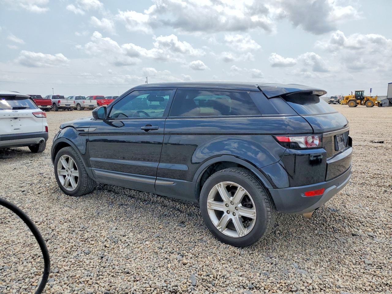2015 Land Rover Range Rover Evoque Pure Premium Черный vin: SALVR1BG1FH050291