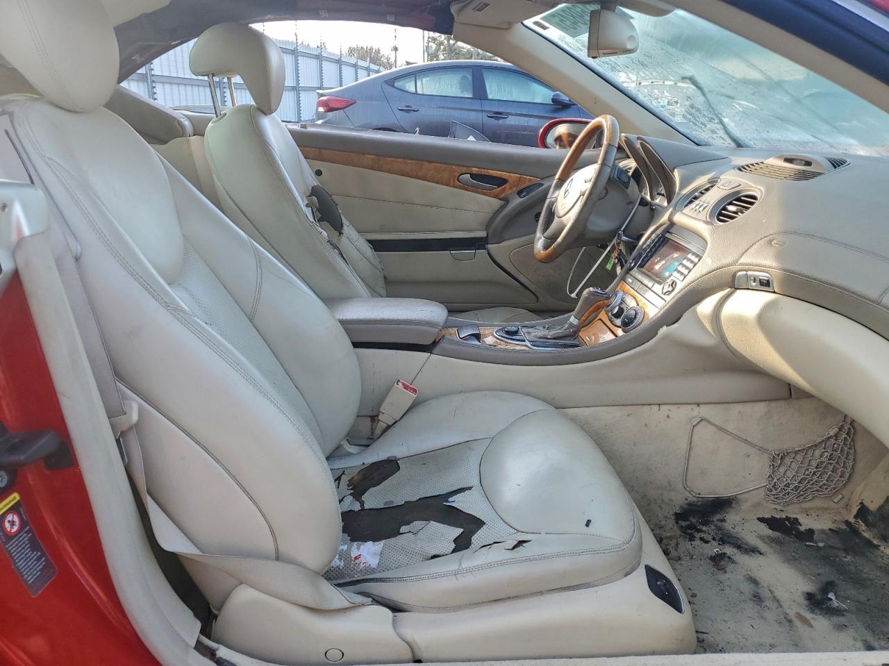2005 Mercedes-benz Sl 500 Red vin: WDBSK75F35F104882