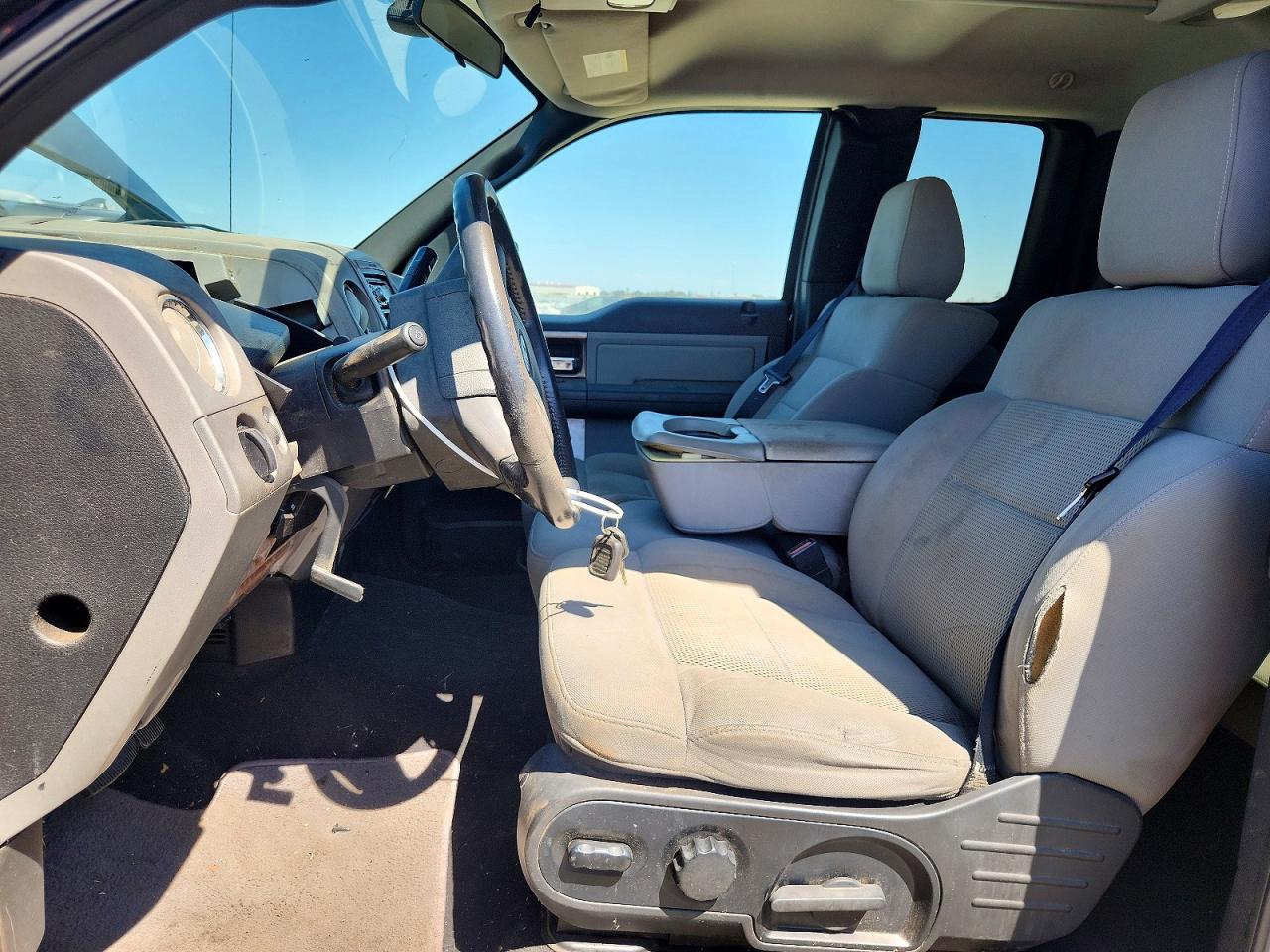 2004 Ford F150 Blue vin: 1FTPX14584NA65211