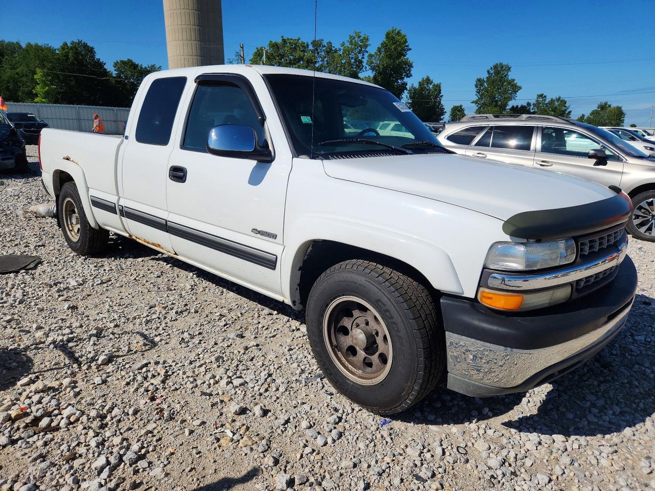 1999 Chevrolet Silverado C1500 White vin: 2GCEC19T9X1143690