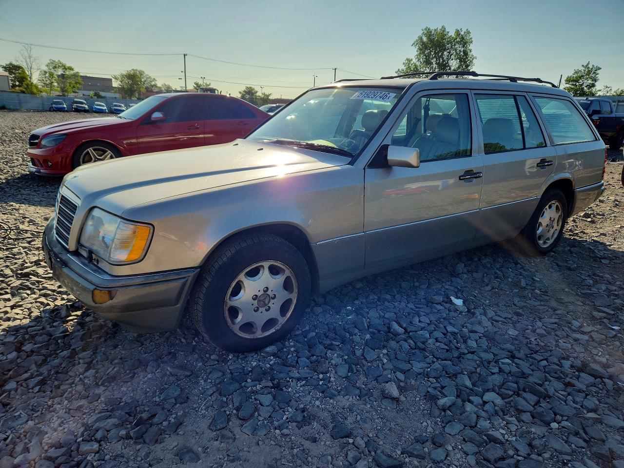 1995 Mercedes-benz E 320 Beige vin: WDBEA92E4SF319352