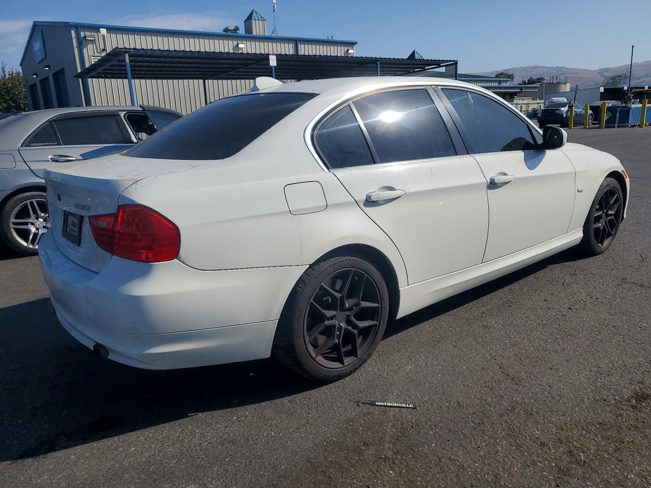 2011 Bmw 335 I White vin: WBAPM5C56BE575617