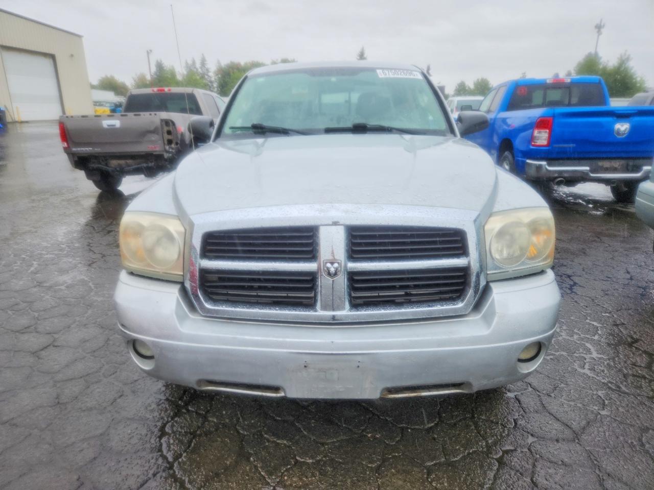 2007 Dodge Dakota Quad Slt Silver vin: 1D7HE48K87S127021