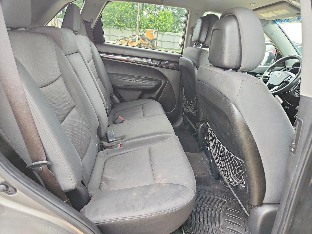 2013 Kia Sorento Lx Gray vin: 5XYKTDA25DG348772