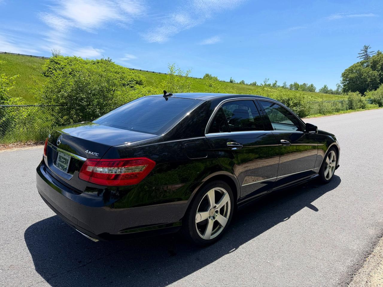 2011 Mercedes-benz E 350 4matic Черный vin: WDDHF8HB0BA325966
