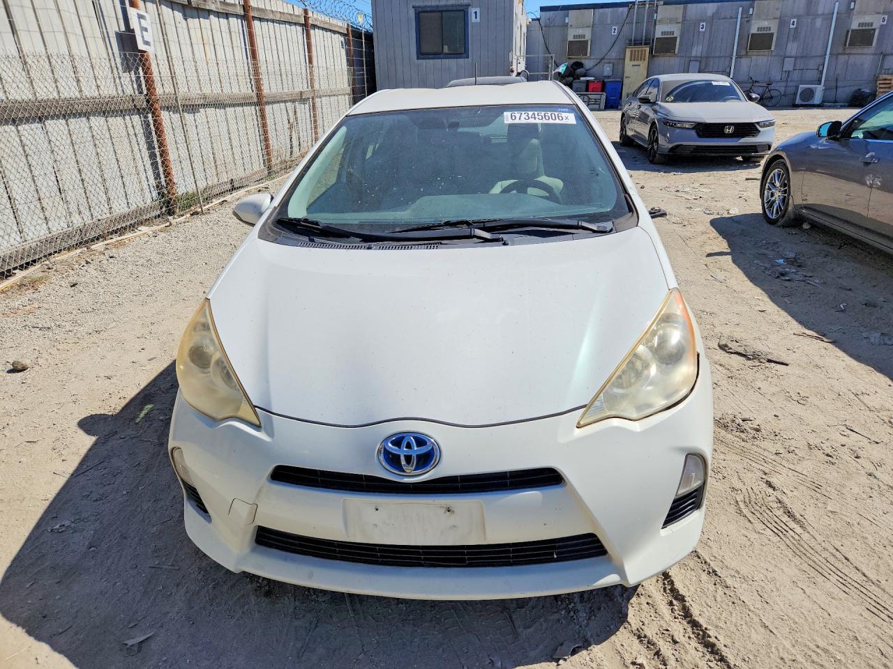 2013 Toyota Prius C One White vin: JTDKDTB34D1557256