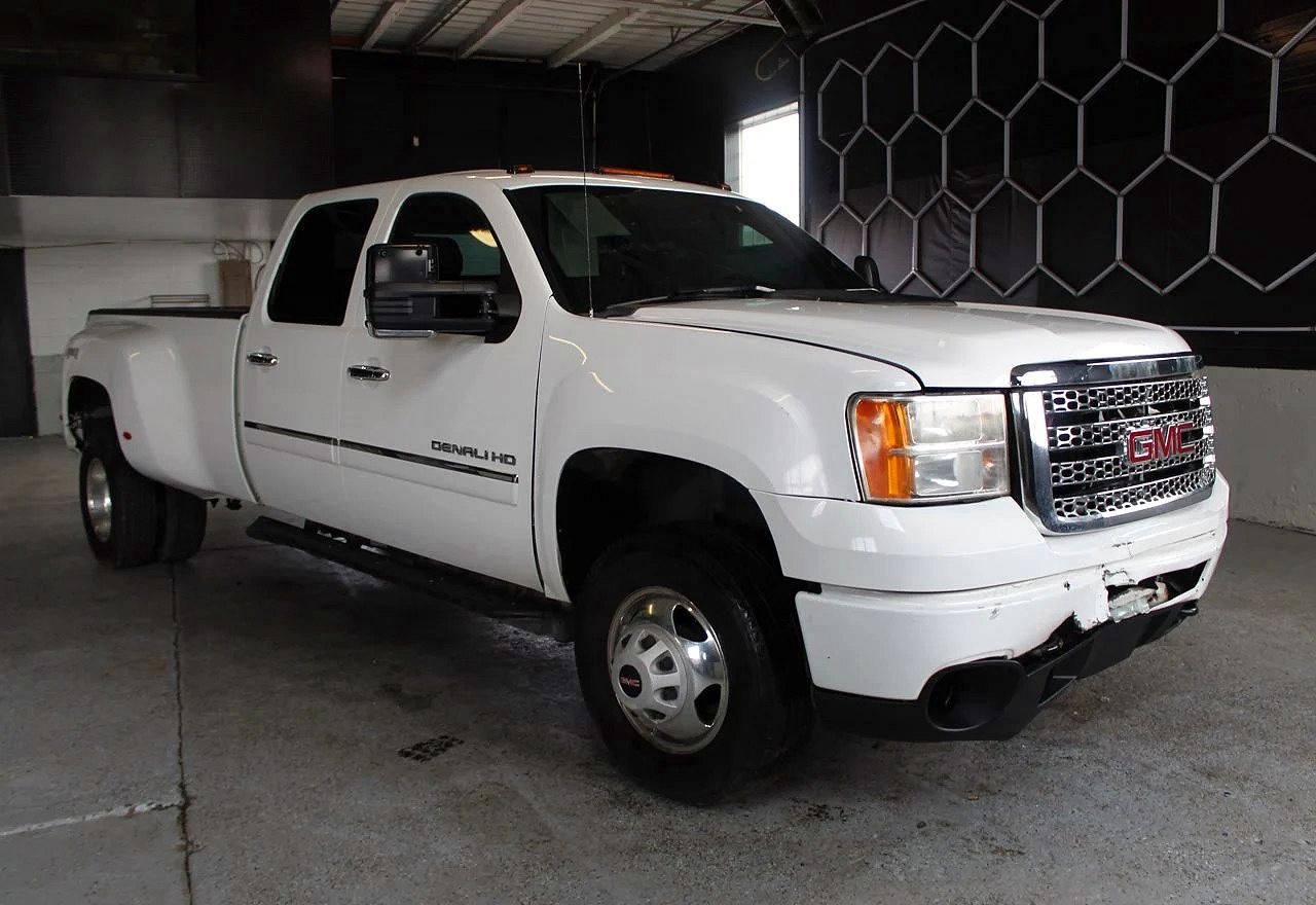 2013 Gmc Sierra K3500 Denali White vin: 1GT426C80DF181166
