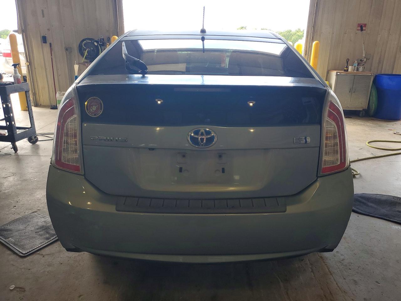 2015 Toyota Prius Two Teal vin: JTDKN3DU2F1963123