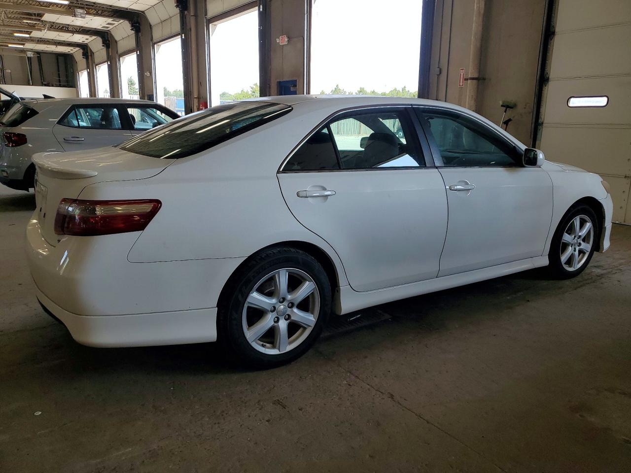 2007 Toyota Camry Se V6 White vin: 4T1BK46K87U544005