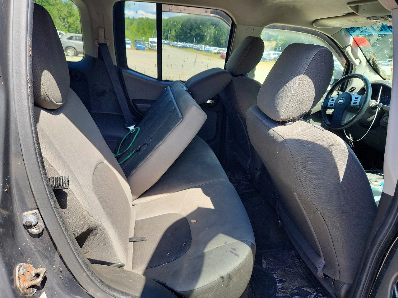 2014 Nissan Xterra S Серый vin: 5N1AN0NU0EN806329