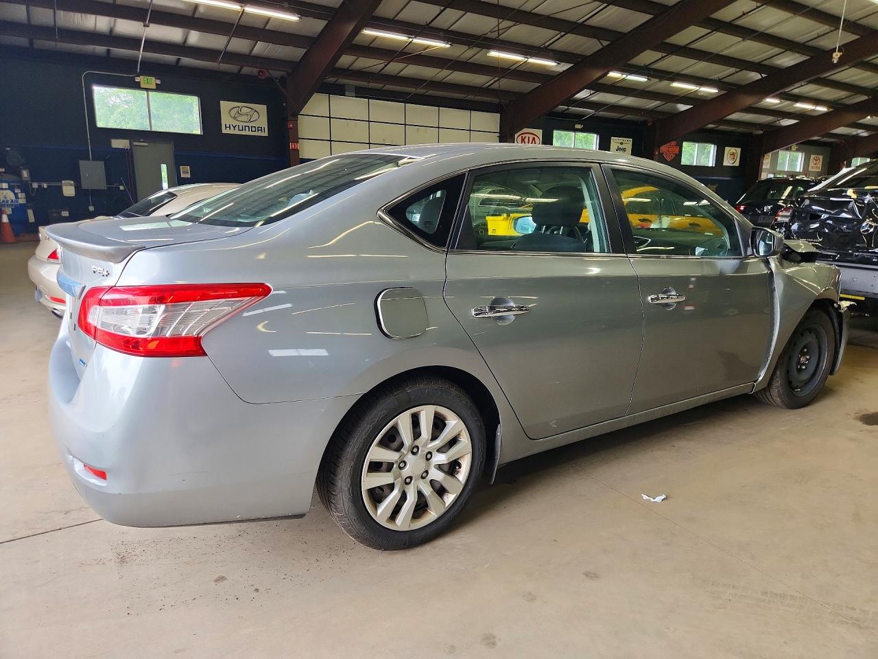 2013 Nissan Sentra S Серый vin: 3N1AB7AP1DL746990