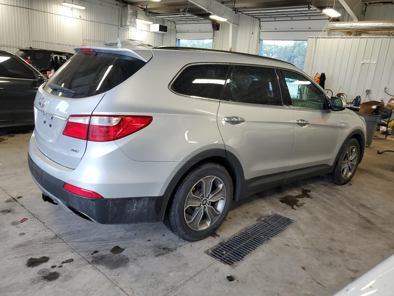 2014 Hyundai Santa Fe Gls Silver vin: KM8SMDHF8EU049343