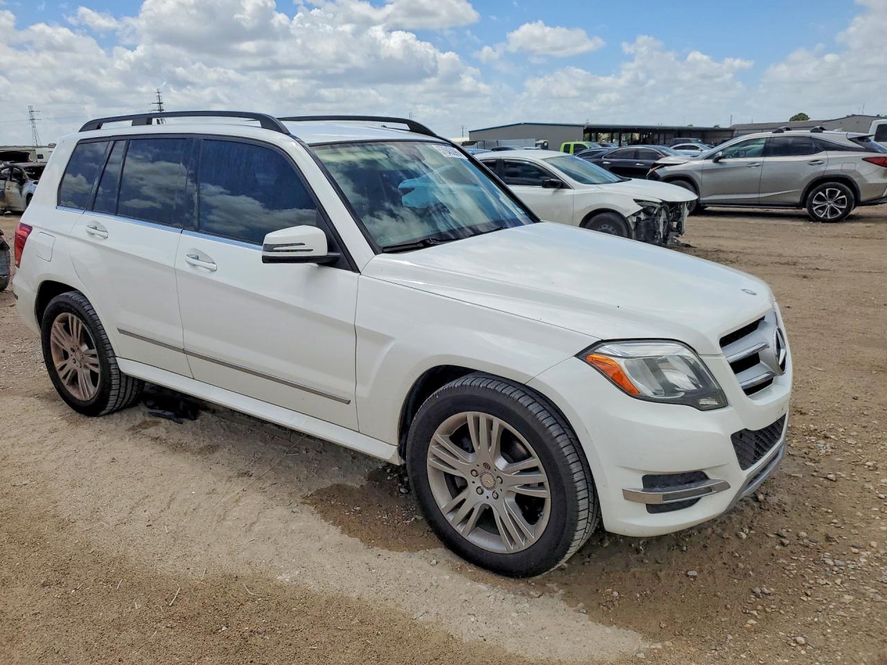 2014 Mercedes-benz Glk 250 Bluetec White vin: WDCGG0EB7EG187783