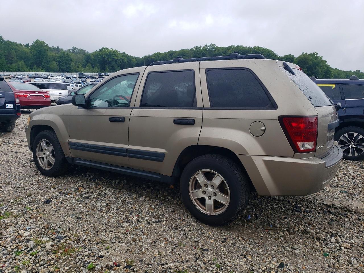 2005 Jeep Grand Cherokee Laredo Желто-коричневый vin: 1J4GR48K55C674937