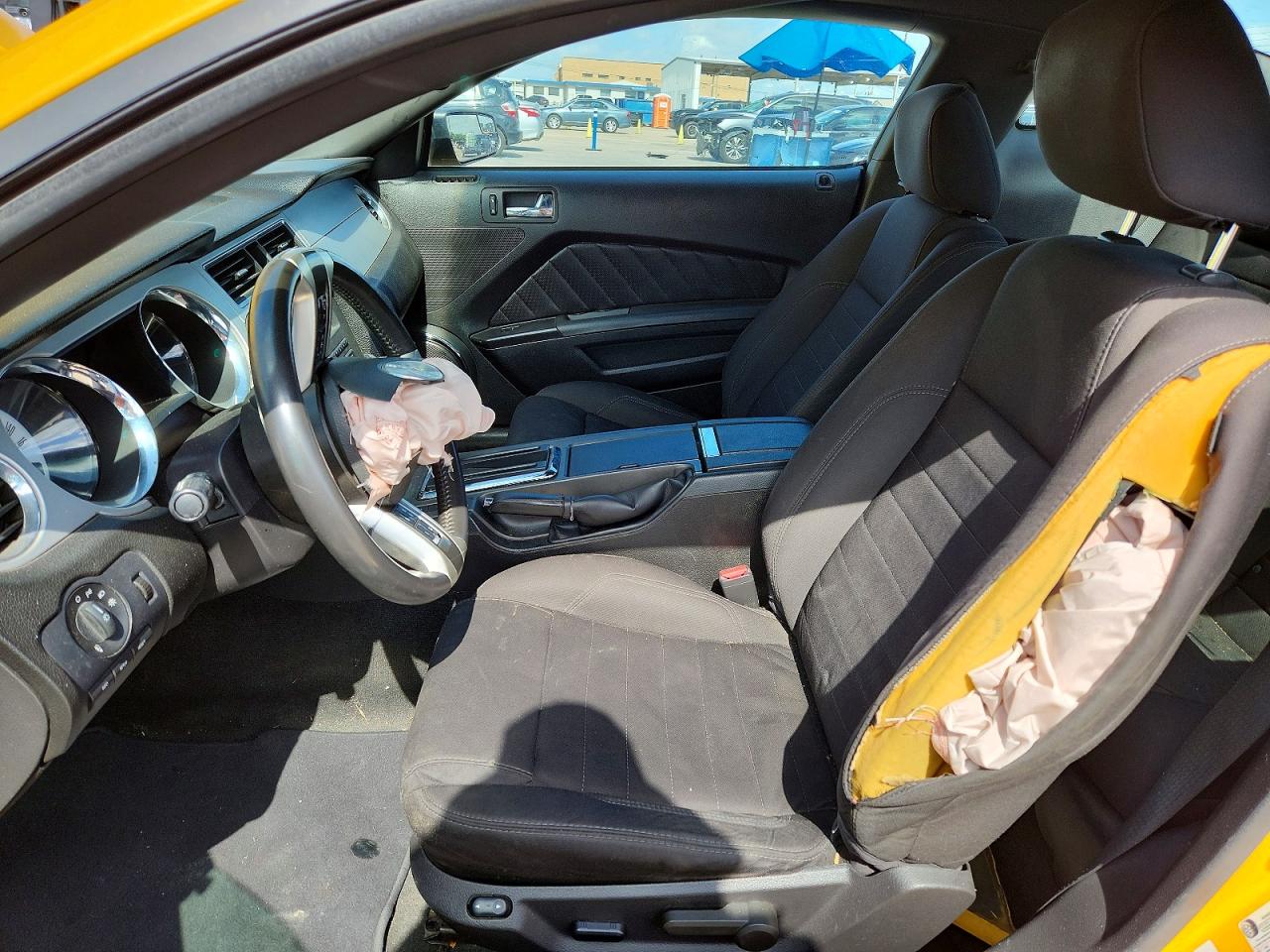 2012 Ford Mustang Yellow vin: 1ZVBP8AM1C5219669
