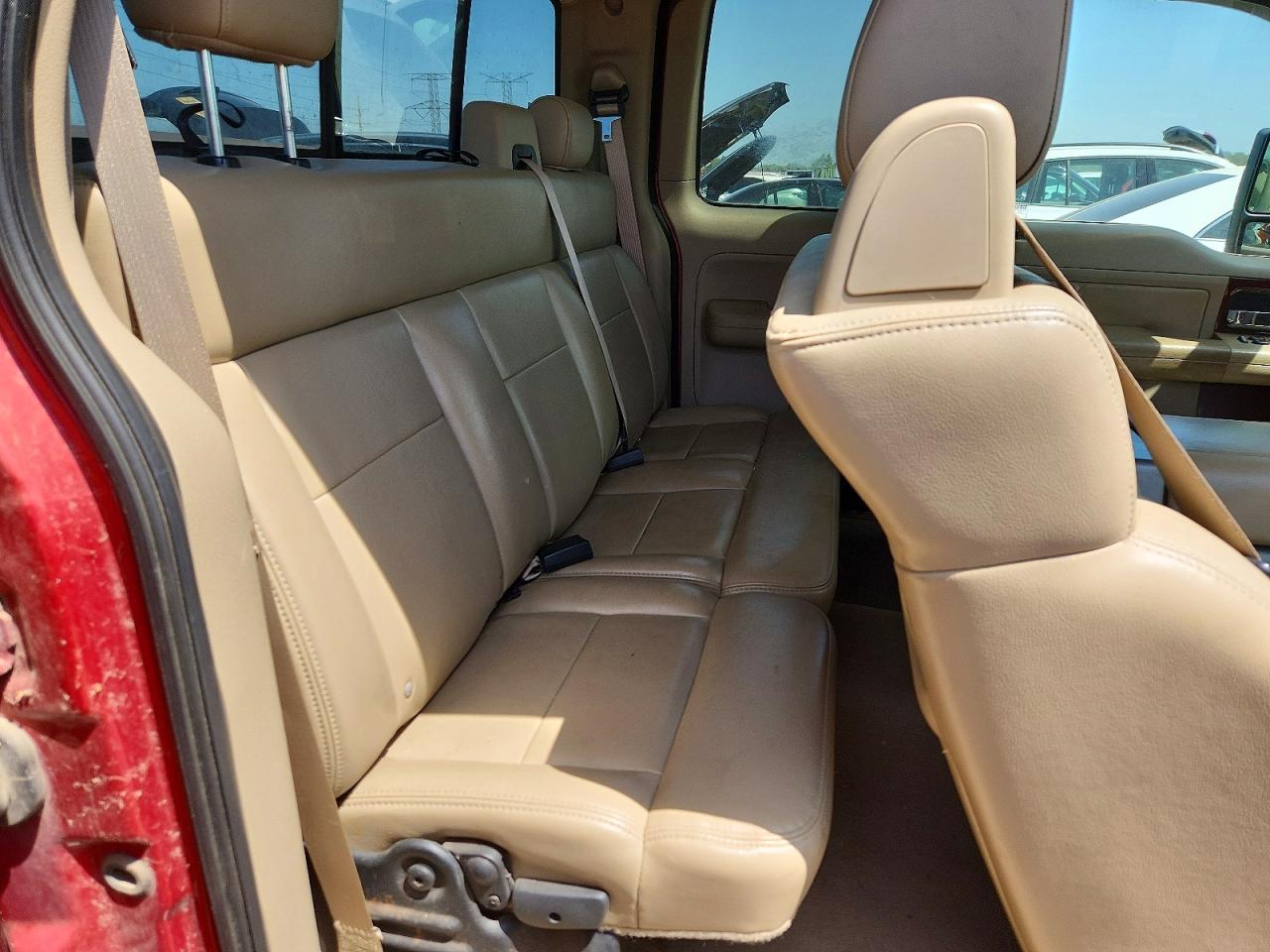 2008 Ford F150 Red vin: 1FTPX14V28FB15066