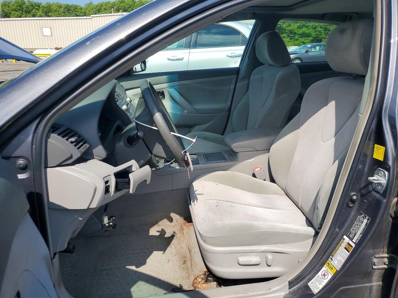 2011 Toyota Camry Le Charcoal vin: 4T4BF3EK5BR133398