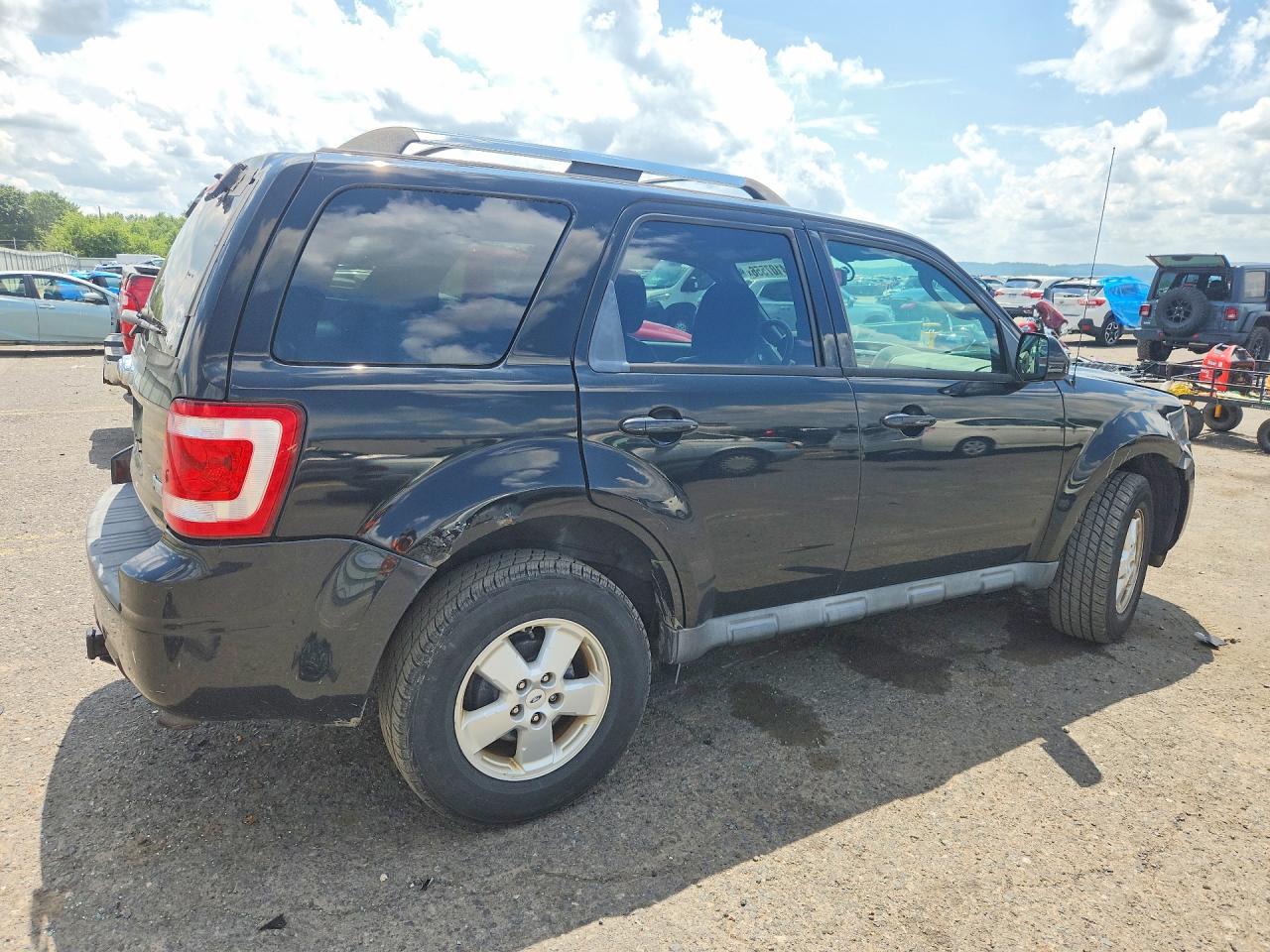 2010 Ford Escape Limited Черный vin: 1FMCU9EG5AKD11842