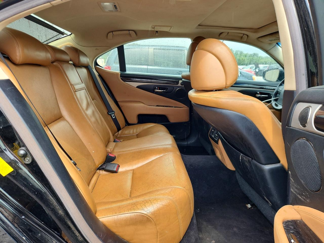 2014 Lexus Ls 460 Черный vin: JTHCL5EF9E5022098