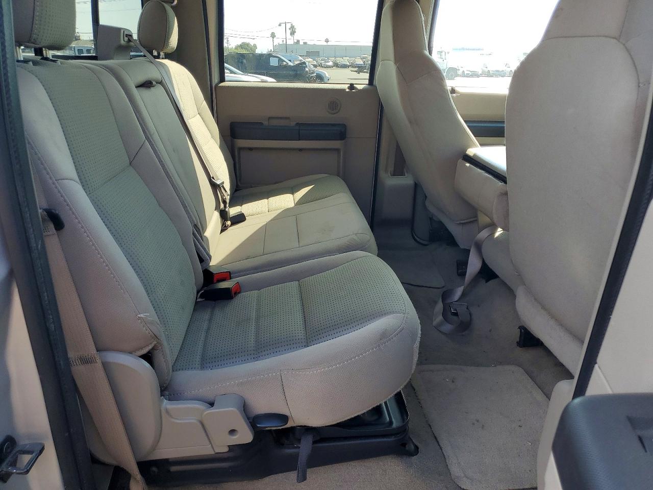 2008 Ford F250 Super Duty Серебряный vin: 1FTSW20R38EC56553