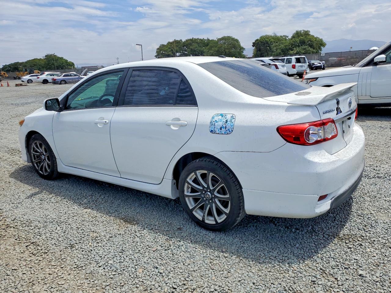 2013 Toyota Corolla S White vin: 5YFBU4EE4DP107945