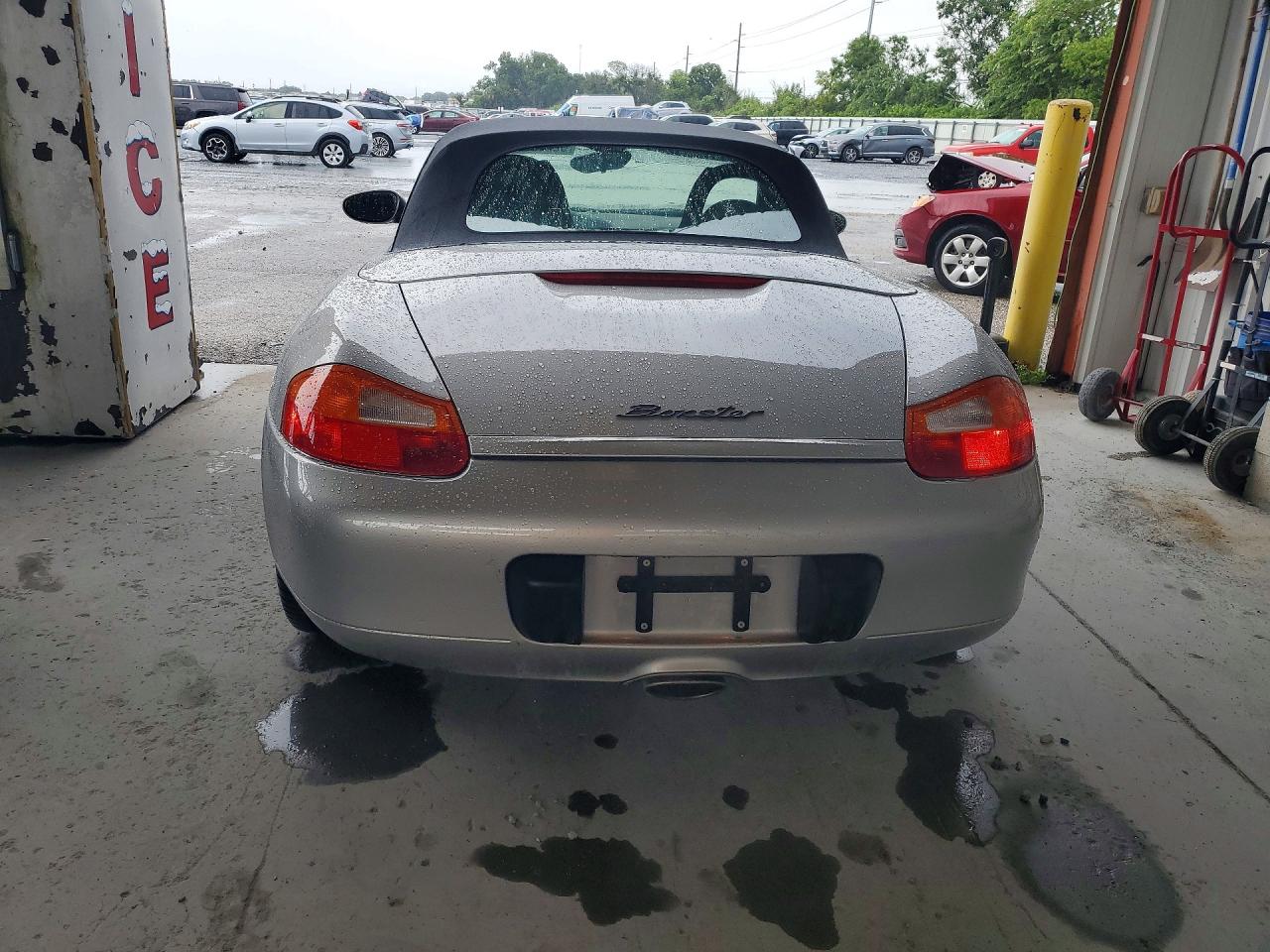 1999 Porsche Boxster Silver vin: WP0CA298XXU629833